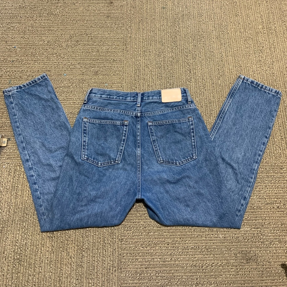 Cute high waisted jeans